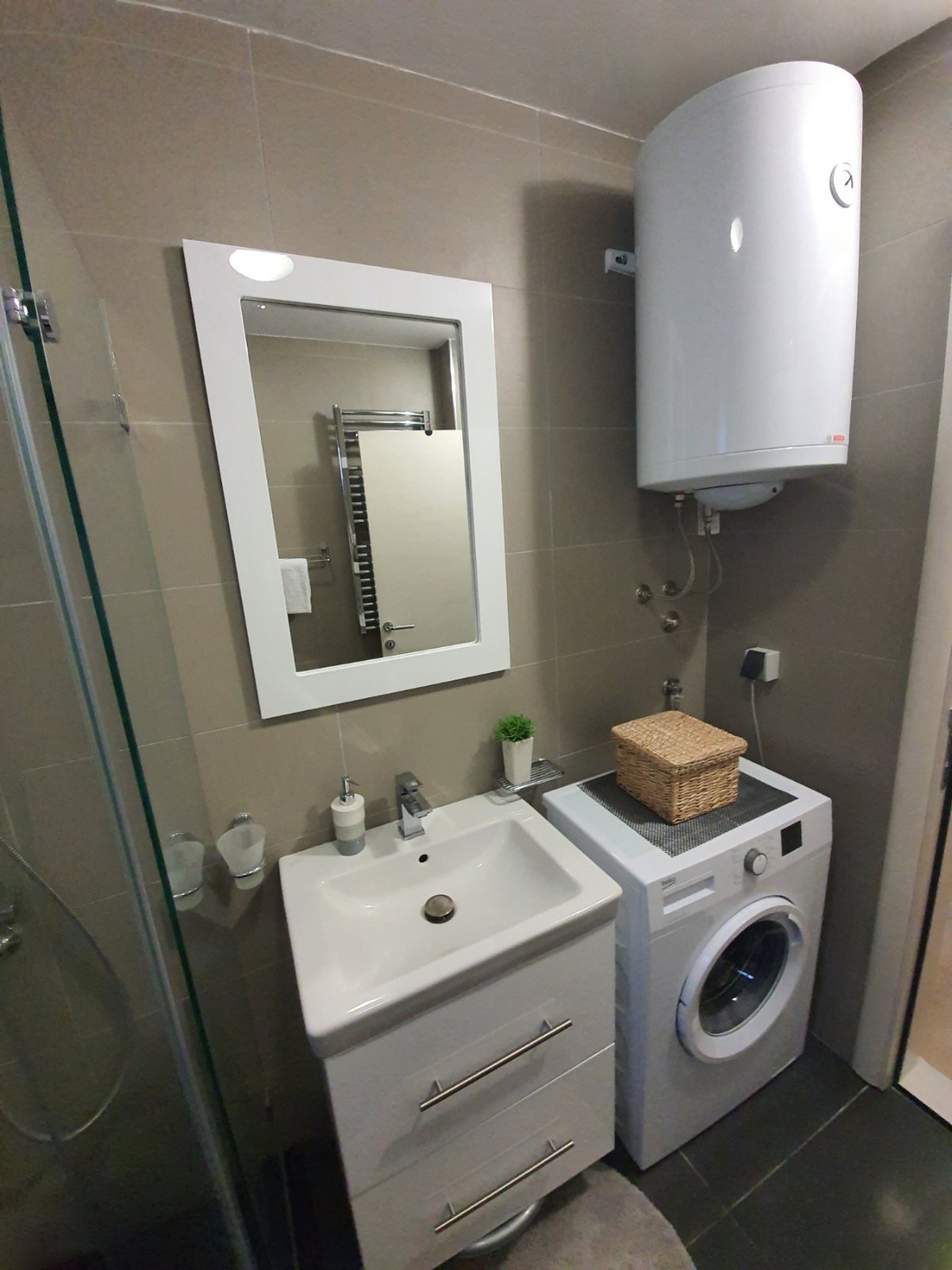 Golden Pine fotografija 14