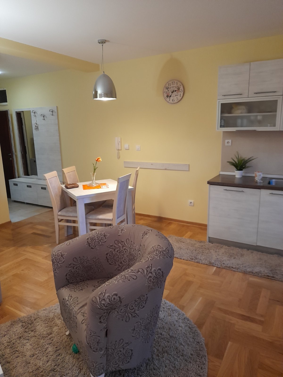 Golden Pine fotografija 25