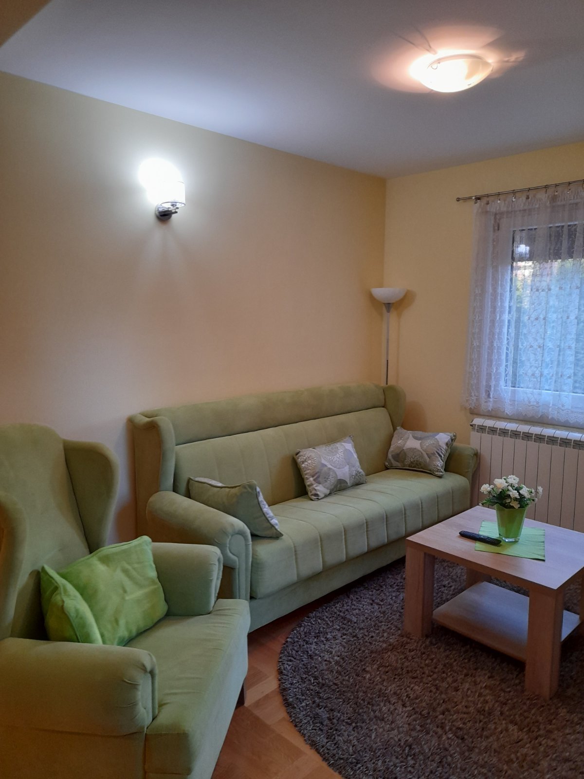 Golden Pine fotografija 34